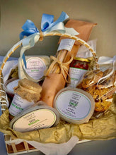 Load image into Gallery viewer, Tea Time Basket
